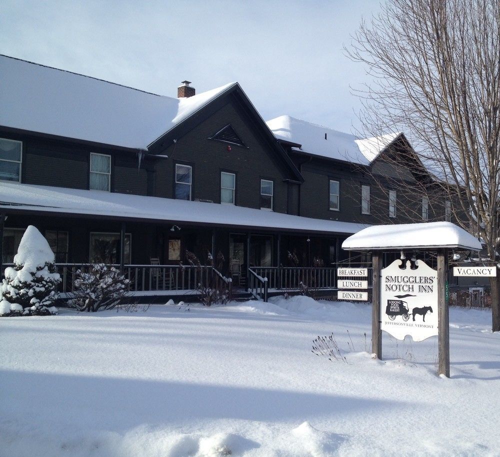 Smugglers Notch Inn Jeffersonville Exterior foto